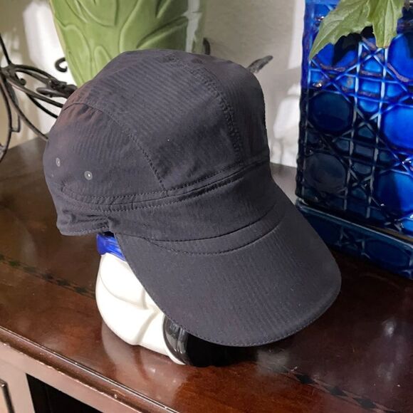 Lululemon Athletic Hat - Picture 1 of 3
